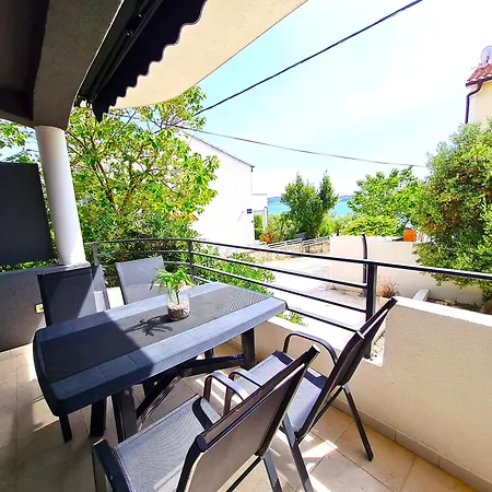 Lagom-vodice Appartement Vodice